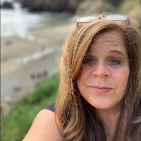 Meet your Posher, Dawn - Picture 1 of 1